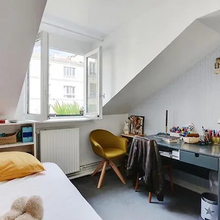 Appartement Large, Bright