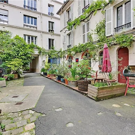 Appartement Large, Bright